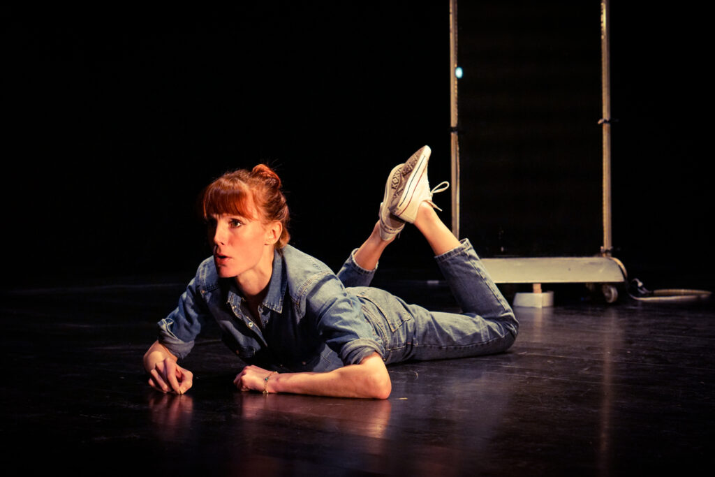 L. de Muriel Darras avec Joan Guilley Photo : Claire Gontaud