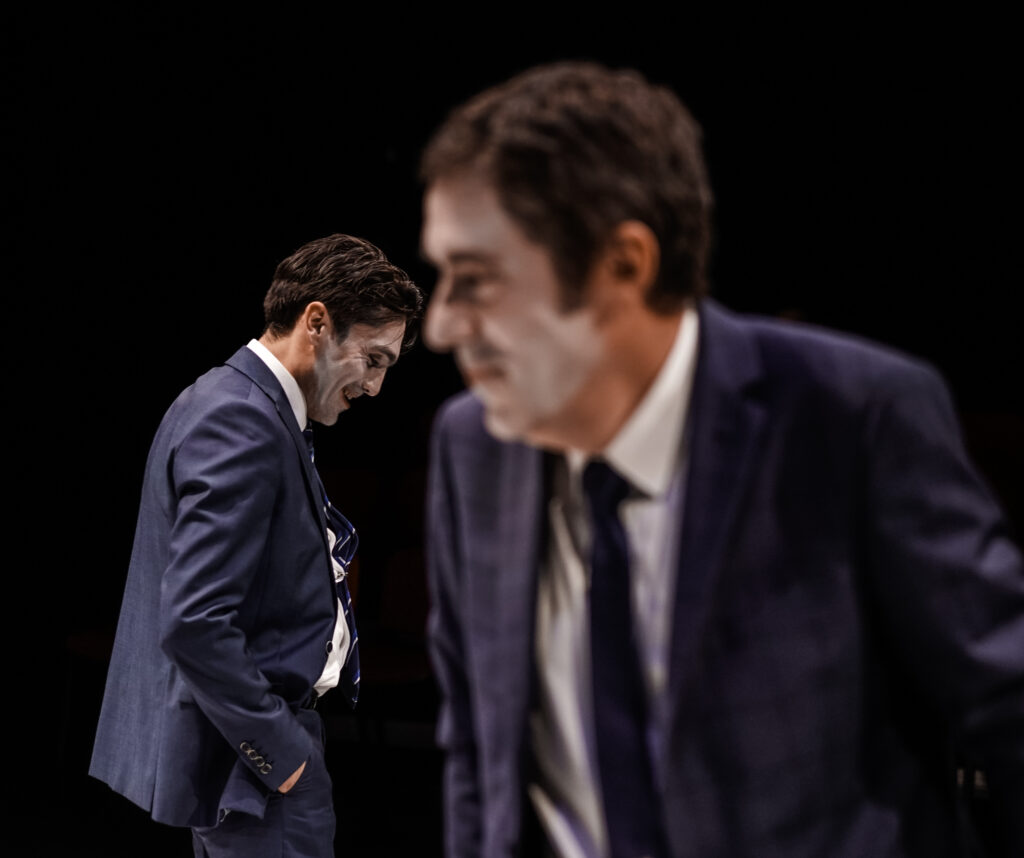 Le Souper de Jean-Claude Brisville pour Le Grenier de Toulouse. Mise en scène : Laurent Collombert avec Denis Rey et Yohann Villepastour Photo : Claire Gontaud