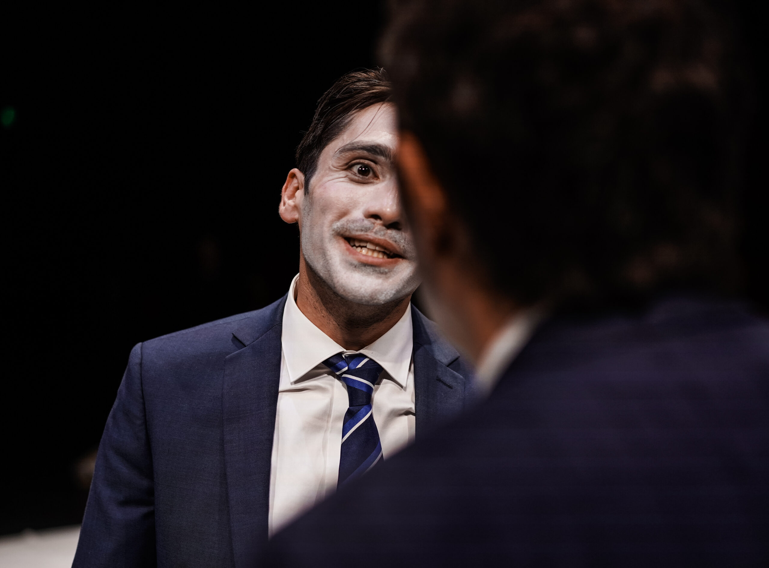 Le Souper de Jean-Claude Brisville pour Le Grenier de Toulouse. Mise en scène : Laurent Collombert avec Denis Rey et Yohann Villepastour Photo : Claire Gontaud